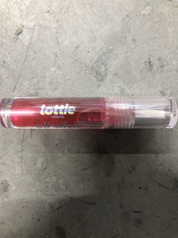 Lottie oil slick nourishing lip oil - strawberry dream