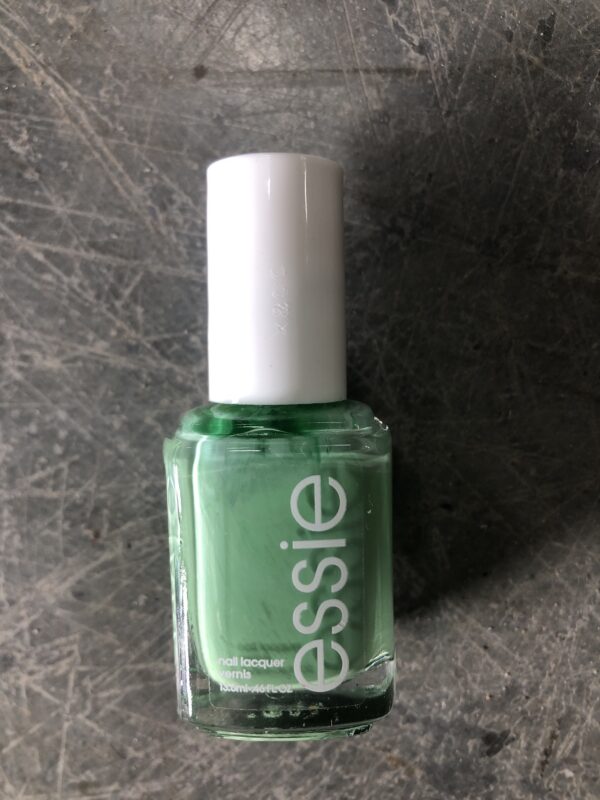 Essie nail lacquer - 755 perfectly peculiar