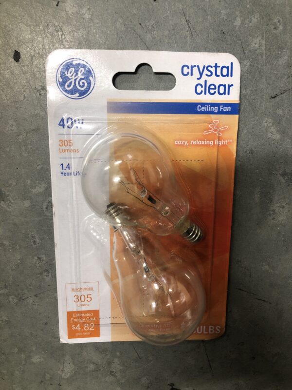 Crystal clear 40w candelabra base 2 bulbs