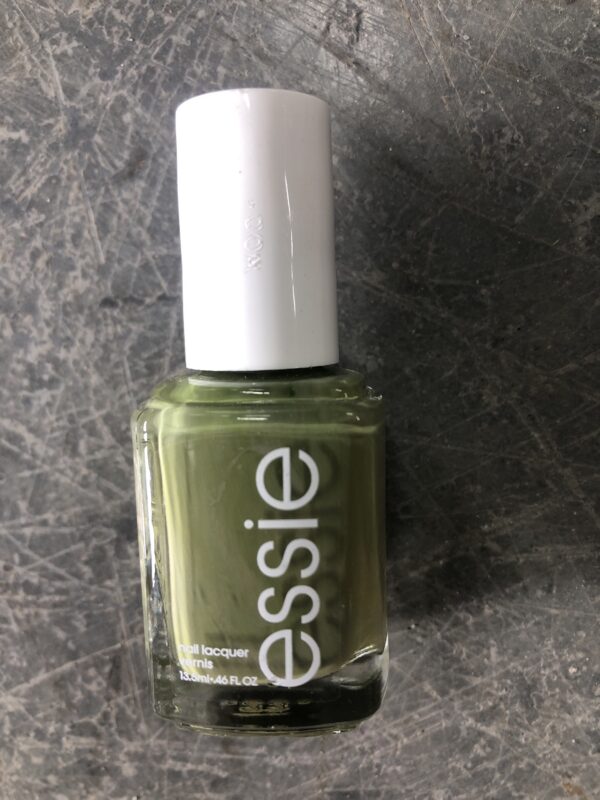 Essie nail lacquer - win me over 704