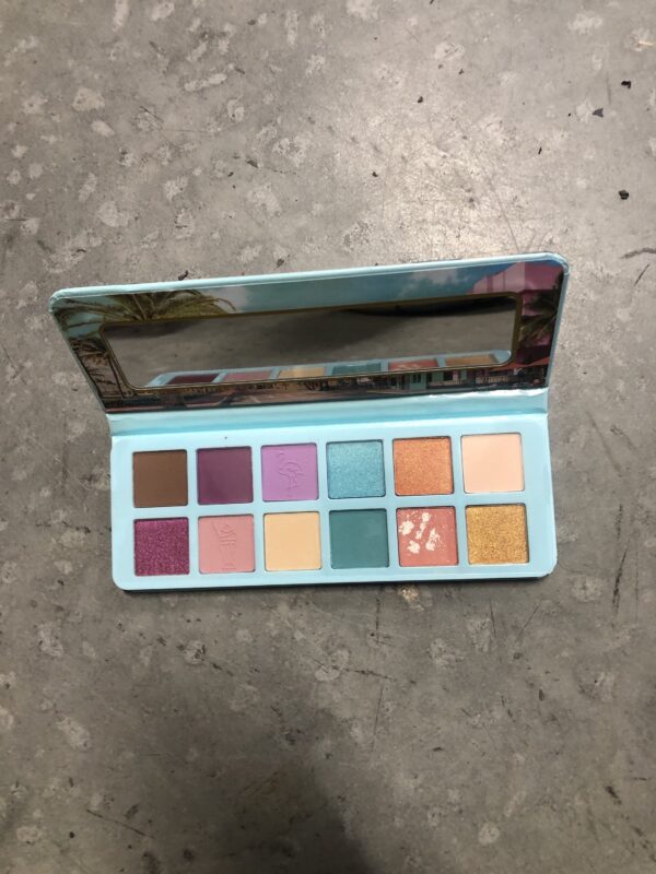 Essence Miami eyeshadow palette