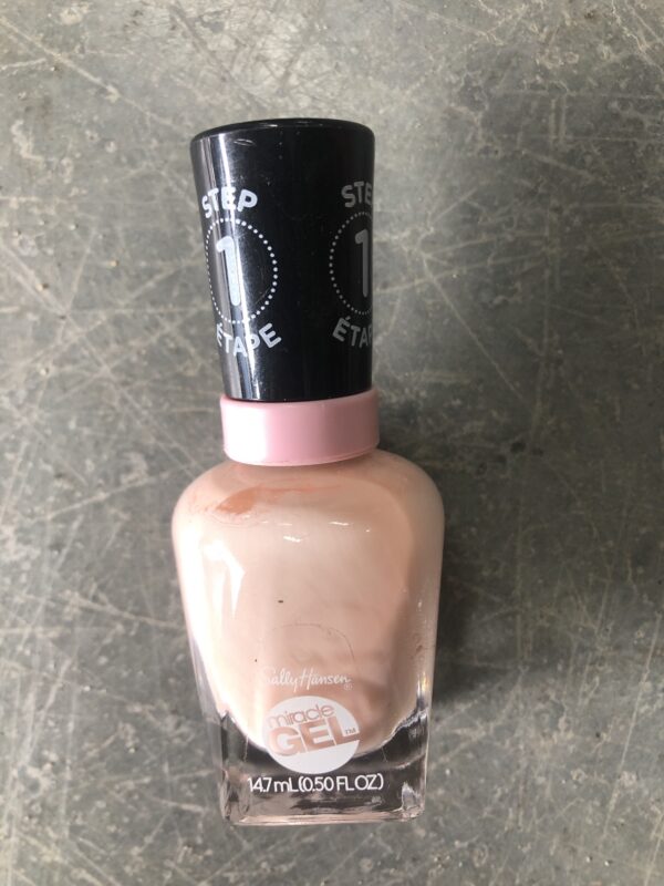 Sally Hansen miracle gel - 246 in the sheer