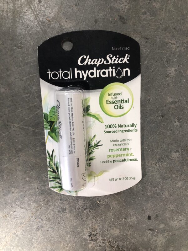 Chapstick total hydration rosemary + peppermint