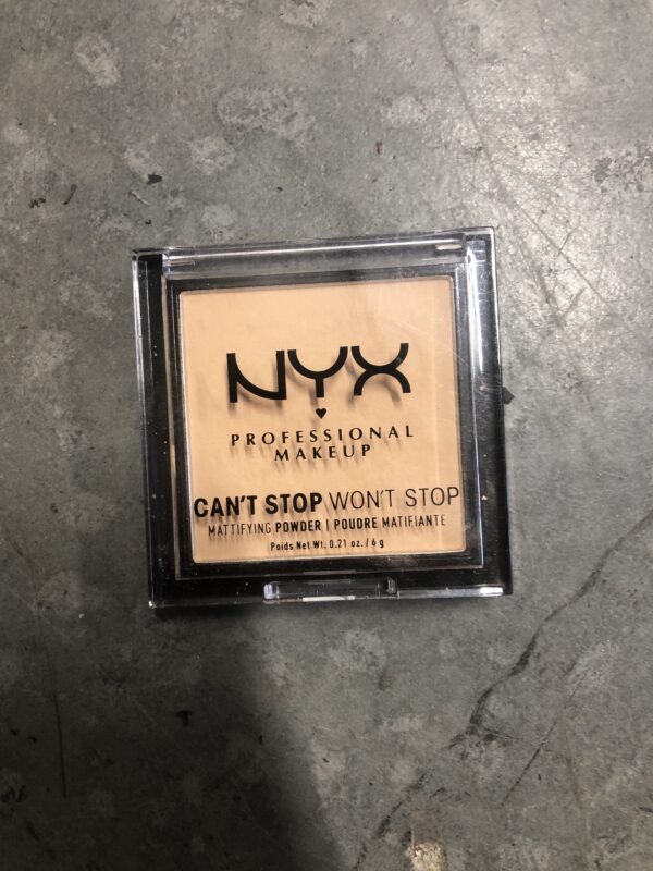 Nyx can’t stop won’t stop mattifying powder (tan)